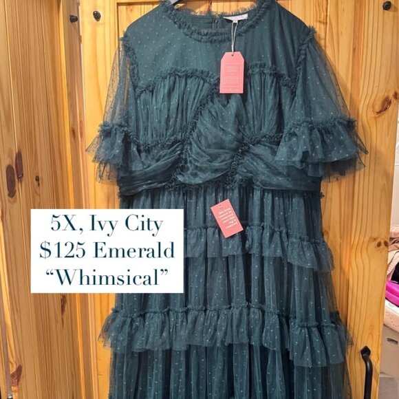NWT Ivy City Co Emerald Whimsical Midi Dress Size 5X - Picture 1 of 2